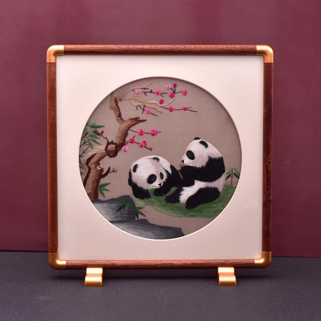 Shu Embroidery Panda Double-Sided Silk Screen (Copy)